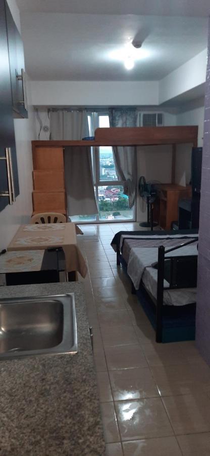 Kasara Urban Resort Residences Manila Esterno foto